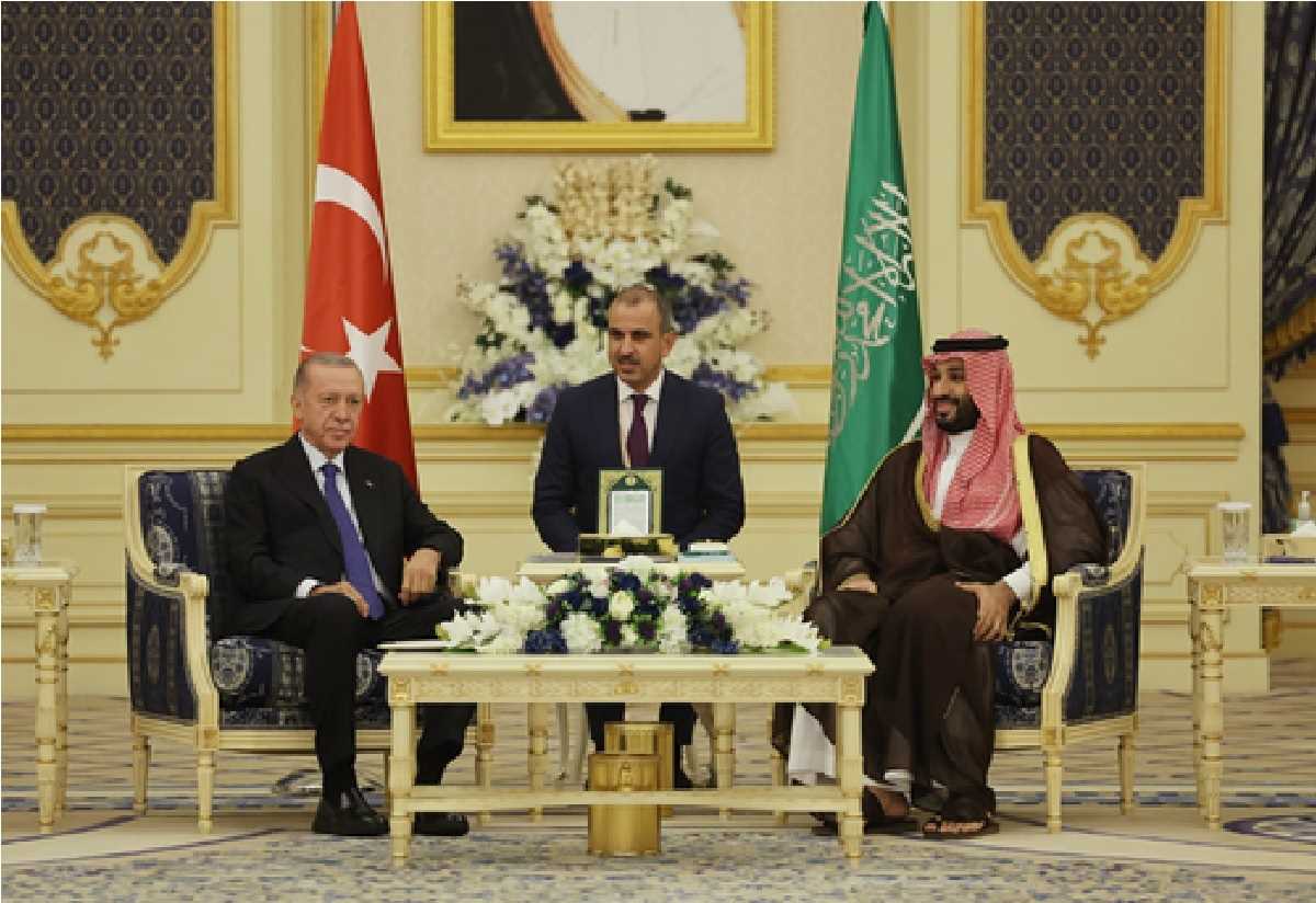 सऊदी में एर्दोगन कई समझौतों पर हस्ताक्षर